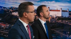 Prečo musíme šetriť elektrinou, keď sme sebestační vo výrobe? Opýtal sa divák politikov v Na telo