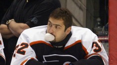 Kariéru mu závideli mnohí, po jej konci však začala nočná mora. Čechmánek zažíval ťažké časy