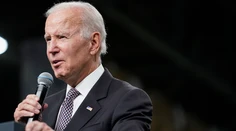 Biden je pripravený hovoriť s Putinom, ak sa bude snažiť skončiť s vojnou