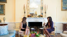 Michelle Obamová a Melania Trumpová sa stretli pri čaji