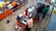 Predavačka ochotne rozmenila zákazníkovi bankovku. Sama prišla pri tom o peniaze