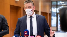 Minister Mikulec sa vyjadril k zadržaniu poslanca Medveckého počas utorkového protestu