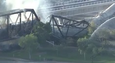 VIDEO: V Arizone sa vykoľajil vlak a začal horieť. Časť mosta sa zrútila