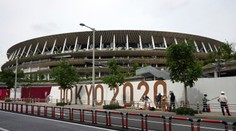 Režiséra otváracieho ceremoniálu OH v Tokiu prepustili, vtipkoval o holokauste