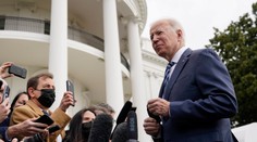Prezident Biden: Hrozba ruskej invázie je "veľmi vysoká"