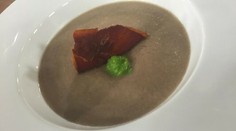 Dubákové latté s hráškovým pyré