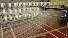 Firma Nexis Fibers úplne odstavuje stroje, Chemes prerušil ďalšiu dodávku