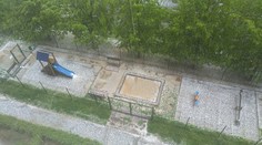 FOTO + VIDEO: Východ Slovenska zasiahli silné búrky a krupobitie