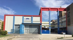 Explózia v priemyselnom areáli v Dubnici nad Váhom. Jeden muž je vážne zranený