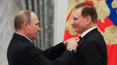 Chcel mu predĺžiť život, sľuboval aj 100 rokov. Zomrel Putinov lekár dlhovekosti