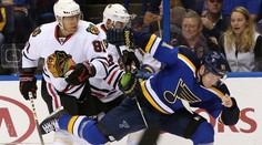 Hossa asistoval pri víťaznom góle Chicaga