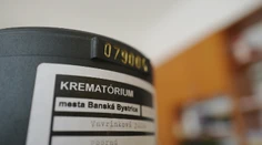 Stala sa najbohatšou slovenskou bezdomovkyňou. Teraz ju nemá kto pochovať