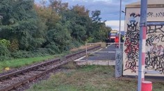 Muža zachytil v bratislavskej Vrakuni vlak. Zraneniam podľahol