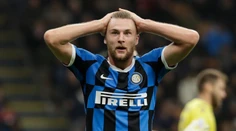 Inter so Škriniarom zdolal Crotone 6:2 a dostal sa na čelo tabuľky