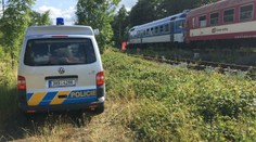 Ďalšia tragédia v Česku. Zrážku s vlakom neprežili štyria ľudia