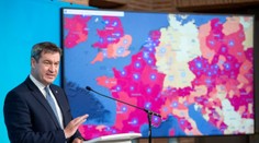 Viac ako polovica krajín EÚ je na cestovateľskej mape označená červenou farbou