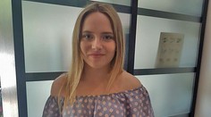 Po dievčatku ani stopy. Laura Hritzová sa zmenila na sexy divu