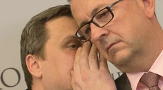 Glváč vraj hlasoval za Danka. Opozícia ich vyzýva na odstúpenie