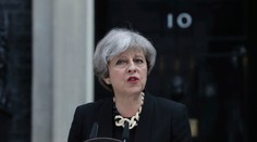 Google a Twitter reagovali na obvinenie Mayovej, že napomáhajú rastu extrémizmu