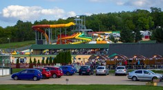 V zelených okresoch sa už kúpe naplno. Ľuďom nekontrolujú rúška ani vo vnútri