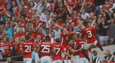 Prepisuje sa história, do Manchestru United prestúpil prvý Slovák!