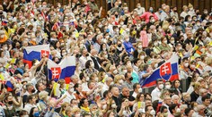 Tisícky Slovákov vo Vatikáne. Odborníčka na protokol ostro skritizovala audienciu B. Kollára u pápeža