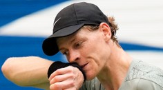 Svetová antidopingová agentúra opäť vyštartovala po Sinnerovi. Žiada rok až dva trvajúci zákaz činnosti