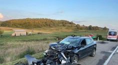 Pri obci Dlhá Ves zahynul motorkár po čelnej zrážke s autom