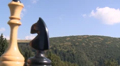 Svetový unikát vo Veľkej Fatre: Najväčšia šachovnica, na ktorej sa nehrá