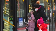 Bez respirátora nenakúpite. Pozreli sme sa, či nové opatrenie ľudia dodržujú