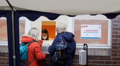 V Česku v nedeľu pribudlo najmenej nakazených od začiatku novembra