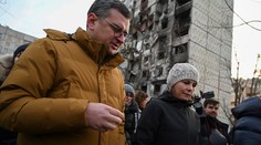 Rusi zaútočili na Charkov len niekoľko hodín po návšteve nemeckej ministerky Baerbockovej