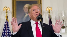 Trump ponúka ochranu miliónu imigrantov výmenou za financovanie múru
