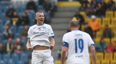 Opustil tréningový kemp, aby išiel jednať s iným klubom. Slovenský kanonier mieri na Balkán