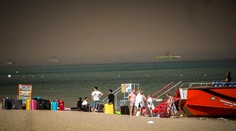 Český minister už rokuje s cestovkami, ako dostanú z Rodosu dovolenkárov. Slováci tvrdia, že štát ani CK im nedvíhajú telefóny