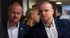 Exposlanec Mazurek dostane mastné odškodné