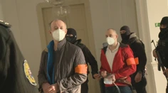 Trojica mužov chcela zlikvidovať starostu Marianky. Prvýkrát sa postavili pred sudcu