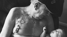 Silná fotografia! Dedka s vnukom nespája len rodinné puto, ale aj niečo iné