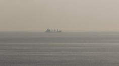 Ruská raketa zasiahla civilnú loď vstupujúcu do prístavu v Odeskej oblasti, oznámil Kyjev