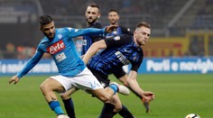 Inter so Škriniarom remizoval s Hamšíkovým Neapolom