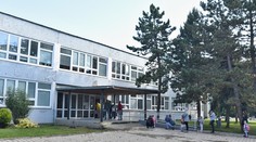 Do škôl sa opäť vrátili žiaci od 1. po 5. ročník, účasť je dobrovoľná