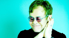 Elton John sa urazil na Dolceho a Gabbanu. Vyzýva na ich bojkot