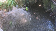 Po mesiaci im konečne zapršalo. Obyvateľom obce pri Rožňave už tečie voda z kohútikov