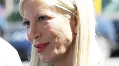 Tori Spelling vyzerá otrasne. Takto ju ničí manžel!?