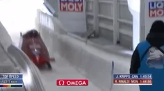 Počas pretekov štvorbobov išlo o život. Ľadára delili od tragédie stotiny sekundy