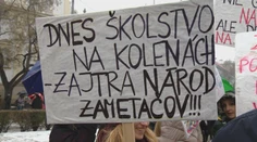 Učitelia hrozia štrajkom: Okrem zvýšenia platov žiadajú viac peňazí aj na hospodárenie