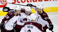VIDEO-NHL: Colorado s postupom, Boston s Halákom a Chárom na prahu vypadnutia