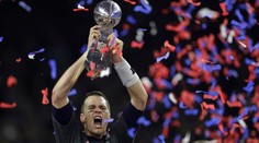 New England vyhral Superbowl po veľkolepom comebacku a hististoricky prvom predĺžení