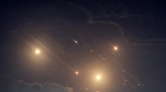 Izrael sa spamätáva z masívneho raketového útoku Iránu. Netanjahu sľubuje Teheránu bolestivú odplatu