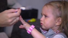 Sestry z Bratislavy trpia záhadnou chorobou. Nechcú jesť ani piť